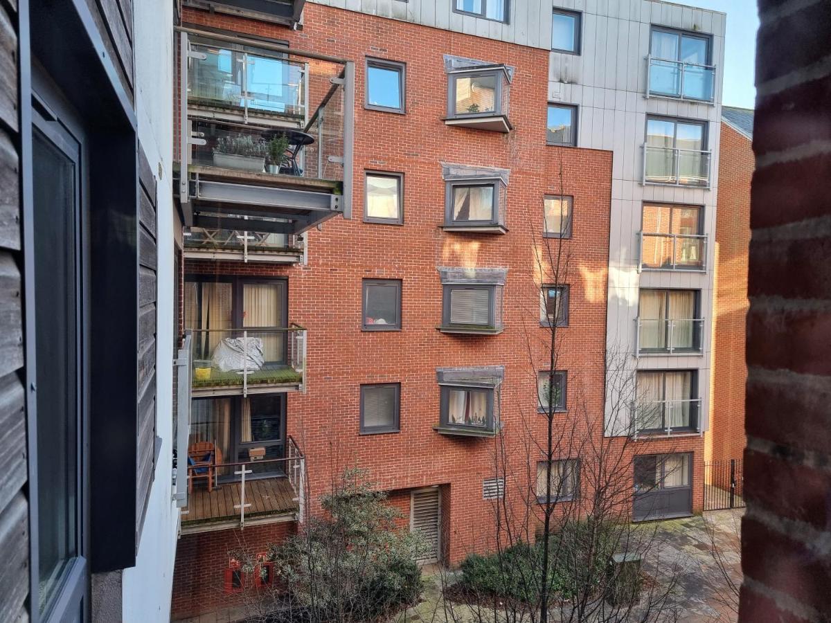 High Street - 2Bd Apt - King Beds - Parking - Wise Stays Southampton Exterior photo
